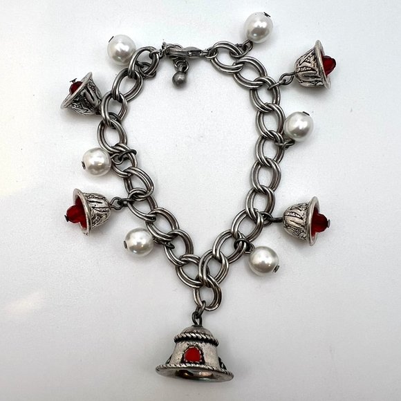 Avon Jingle Bell Charm Bracelet - Picture 1 of 5